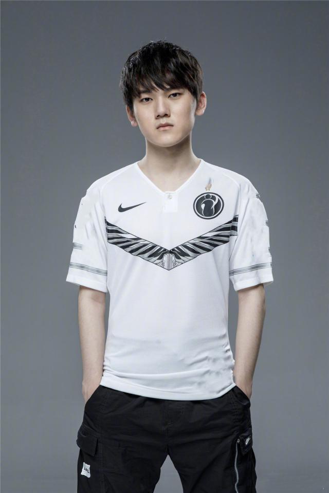 Counter-Strike 2 又收到了一次更新：各个方面的改进和修复